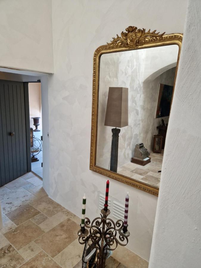 La Maison De Livia, Gite, Chambres Et Table D'Hotes, Entre Uzes Et Nimes Sauzet  Exterior foto