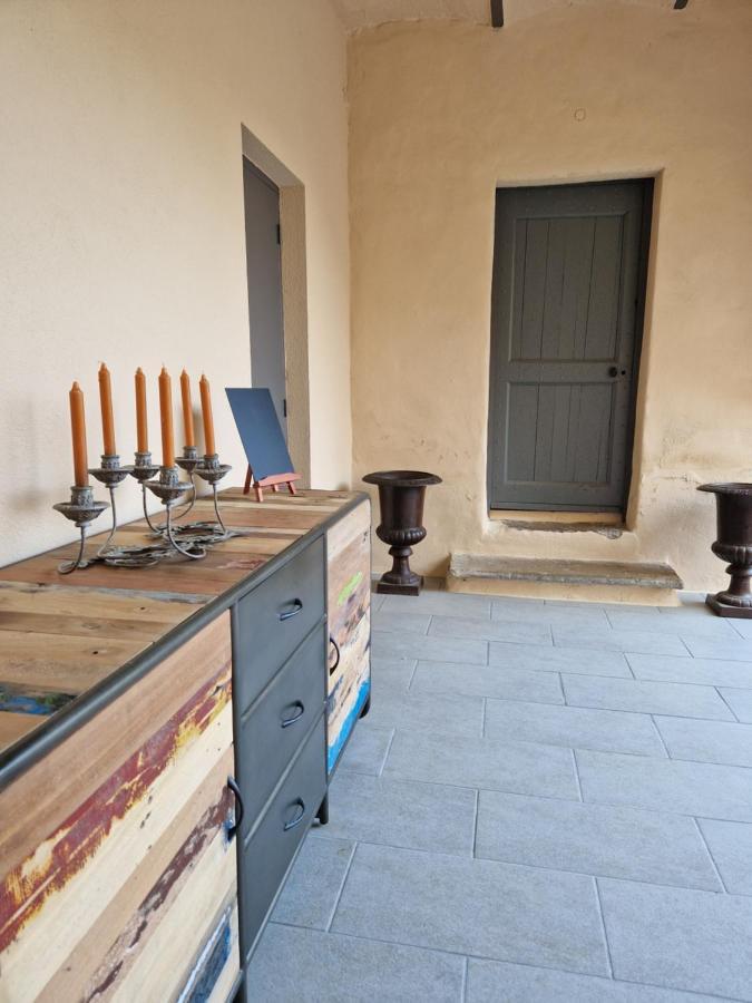 La Maison De Livia, Gite, Chambres Et Table D'Hotes, Entre Uzes Et Nimes Sauzet  Exterior foto