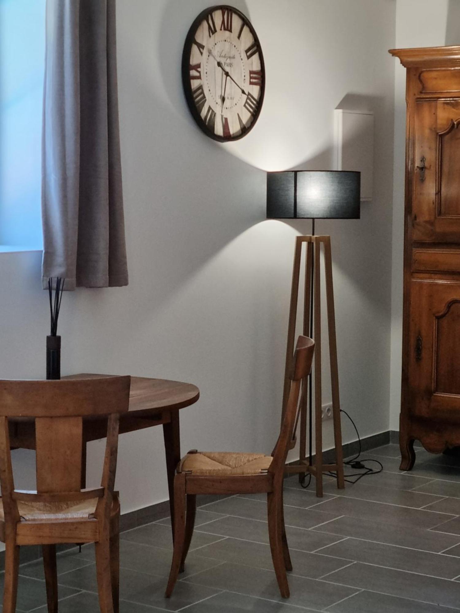 La Maison De Livia, Gite, Chambres Et Table D'Hotes, Entre Uzes Et Nimes Sauzet  Exterior foto